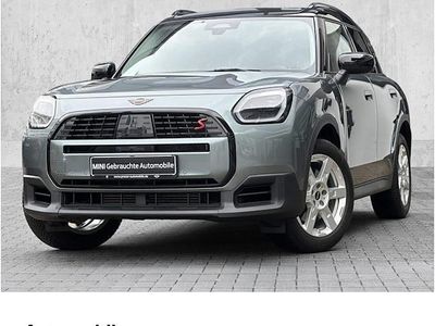 Second-hand Mini Countryman Classic 218 CP (160 kW) 2024 Verde SUV