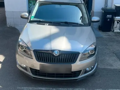 Second-hand Skoda Roomster 105 CP (77 kW) 2015 Gri Monovolum