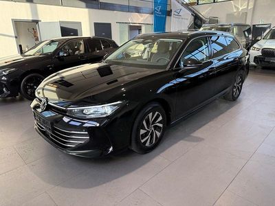 Gebraucht VW Passat Business 150 PS (110 kW) 2024 Schwarz Kombi