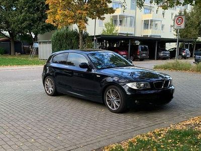 Schwarz Gebraucht 2010 BMW 118 Shadowline Kleinwagen | 6.999 € (Fairer Preis)