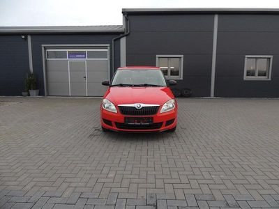Gebraucht Skoda Fabia Cool Edition 60 PS (44 kW) 2013 Rot Kleinwagen