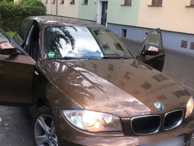 Gebraucht BMW 118 143 PS (105 kW) 2010 Braun Kleinwagen