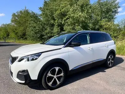 Gebraucht Peugeot 5008 Allure 179 PS (131 kW) 2018 Weiß SUV