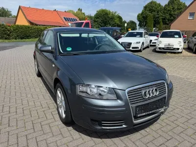 Gebraucht Audi A3 Attraction 116 PS (85 kW) 2008 Grau Kleinwagen
