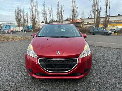 Second-hand Peugeot 208 86 CP (63 kW) 2014 Roșu Hatchback