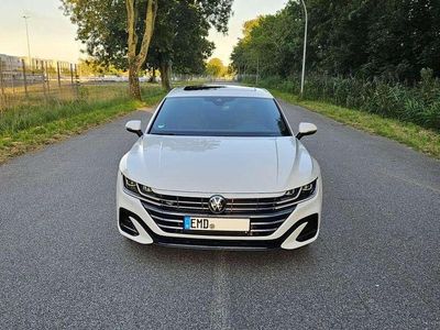 Second-hand VW Arteon R-line 156 CP (114 kW) 2023 Alb Break