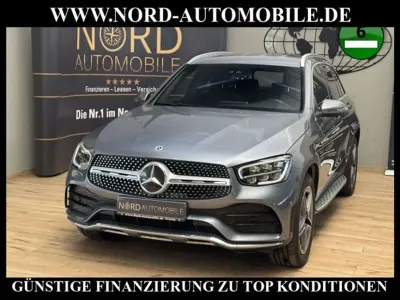 Używany Mercedes GLC300 AMG 245 KM (180 kW) 2022 Szary SUV