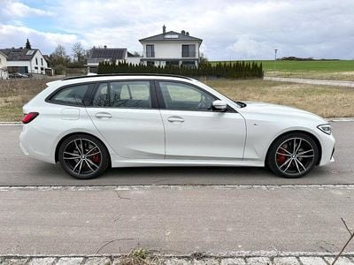 Gebraucht BMW 330 M Sport 286 PS (210 kW) 2022 Weiß Kombi