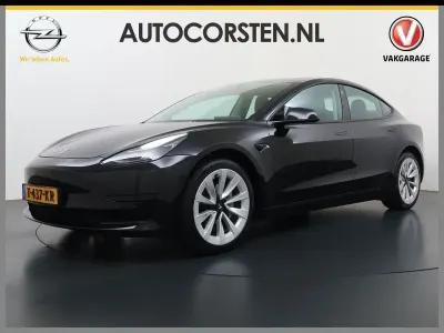Gebraucht Tesla Model 3 Standard Range 208 kW (283 PS) 2023 Schwarz Limousine