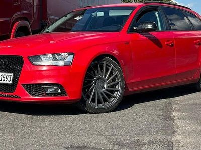 Rot Gebraucht 2012 Audi A4 Attraction Kombi | 10.000 € (Fairer Preis)
