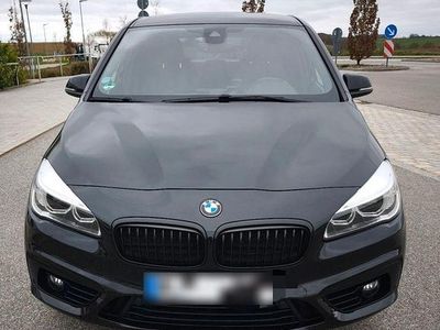 Gebraucht BMW 220 Active Tourer Sport Line 192 PS (141 kW) 2018 Schwarz Van / Kleinbus