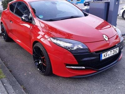 Rot Gebraucht 2012 Renault Mégane Coupé Trophy Coupé | 14.125 €