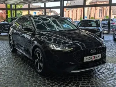 Gebraucht Ford Focus Active 155 PS (114 kW) 2024 Schwarz Limousine