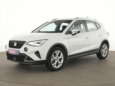 Nevada weiss Gebraucht 2022 Seat Arona FR SUV | 18.249 € (Fairer Preis)