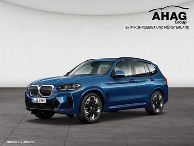 Gebraucht BMW iX3 M Sport 210 kW (286 PS) 2023 Phytonicblau SUV