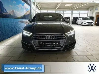 Gebraucht Audi S3 Comfort 300 PS (220 kW) 2019 Grau perleffekt Limousine