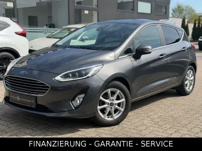 Usata Ford Fiesta Titanium 125 CV (91 kW) 2020 Grigio Utilitaria