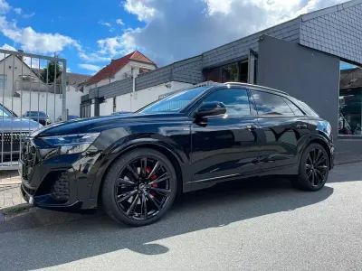 Neu Audi Q8 S-Line 286 PS (210 kW) 2026 Schwarz SUV