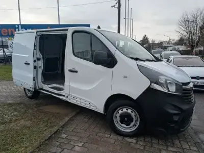 Gebraucht Opel Vivaro 90 PS (66 kW) 2016 Weiß Van / Kleinbus