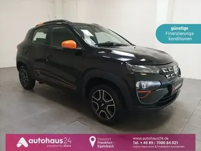 Usata Dacia Spring Comfort Plus 33 kW (45 CV) 2022 Nero Utilitaria