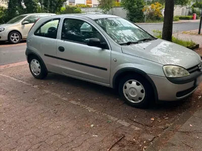 Gebraucht Opel Corsa 58 PS (42 kW) 2001 Silber Kleinwagen