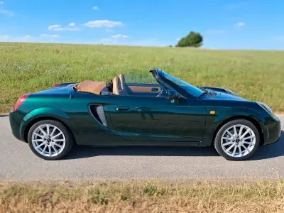 Gebraucht Toyota MR2 Edition 140 PS (102 kW) 2001 Grün Cabrio