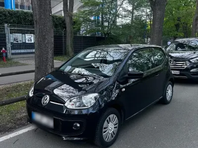 Gebraucht VW up! 60 PS (44 kW) 2012 Schwarz Kleinwagen