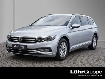Gebraucht VW Passat Business 150 PS (110 kW) 2022 Silber Kombi