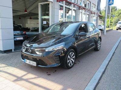 Gebraucht Mitsubishi Colt Basis 67 PS (49 kW) 2024 Schwaz metallic Limousine