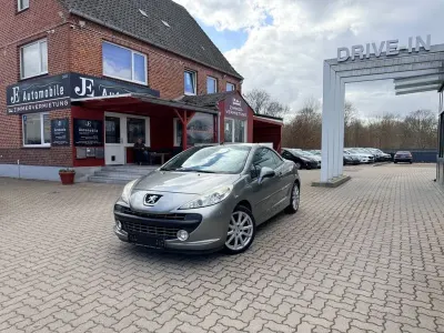 Gebraucht Peugeot 207 CC Roland Garros 120 PS (88 kW) 2008 Silber Cabrio