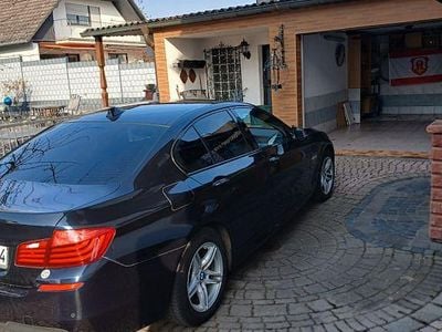 Gebraucht BMW 520 Sport Line 190 PS (139 kW) 2016 Schwarz Limousine