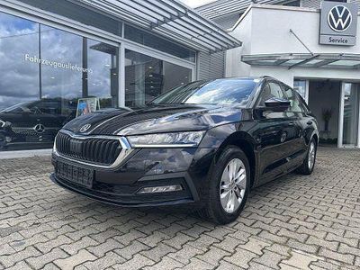 Gebraucht Skoda Octavia First Edition 150 PS (110 kW) 2020 Schwarzmagic perleffekt Kombi