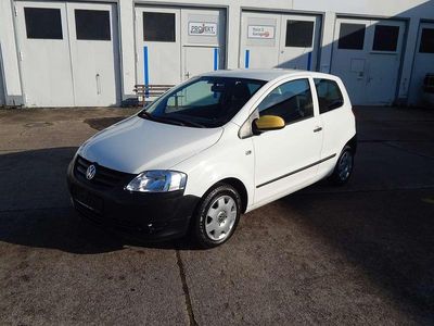 Candyweiss Gebraucht 2010 VW Fox Basis Kleinwagen | 1.990 € (Fairer Preis)