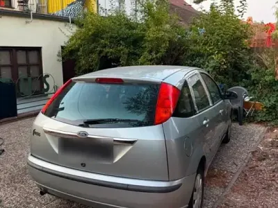 Gebraucht Ford Focus 105 PS (77 kW) 2003 Silber Kleinwagen