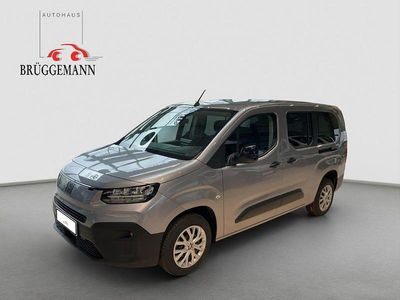 Nouă Fiat Doblò 131 CP (96 kW) 2026 Gri Monovolum