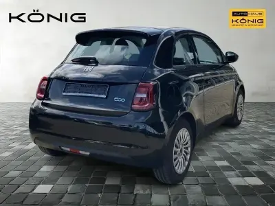 Gebraucht Fiat 500e Icon 86 kW (118 PS) 2022 Schwarz Limousine
