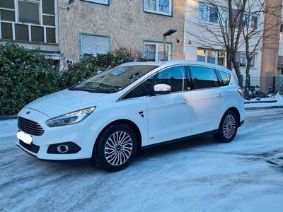 gebraucht Ford S-MAX Titanium AWD,LED,CAM,ASSITANT,FACELIFT