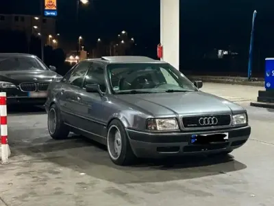 Gebraucht Audi 80 90 PS (66 kW) 1993 Grau Limousine