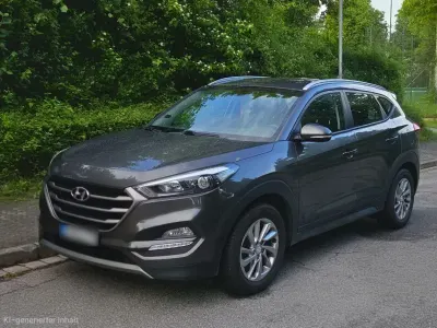 Gebraucht Hyundai Tucson 141 PS (103 kW) 2017 Grau SUV