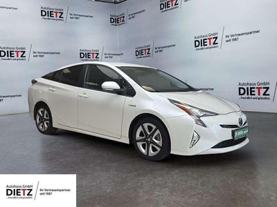 Gebraucht Toyota Prius Executive 122 PS (89 kW) 2016 Weiß Limousine