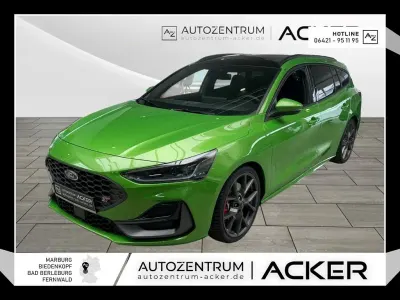 Gebraucht Ford Focus ST 280 PS (205 kW) 2024 Mean green (gruen) Kombi