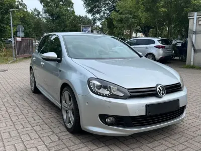 Gebraucht VW Golf VI Highline 160 PS (117 kW) 2011 Reflexsilber metallic Kleinwagen