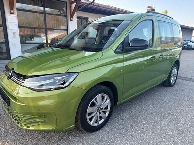 Gebraucht VW Caddy Life 122 PS (89 kW) 2022 Grün Van / Kleinbus