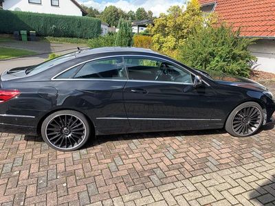 Mercedes E320