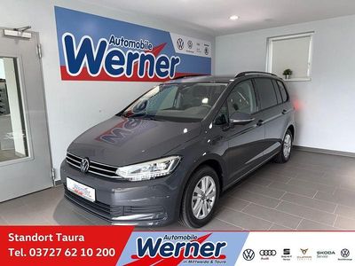 Grau Gebraucht 2025 VW Touran Comfortline Van / Kleinbus | 41.880 € (Teuer)