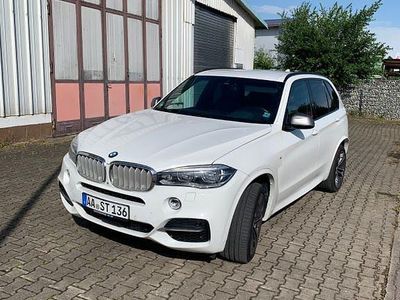 BMW X5 M50