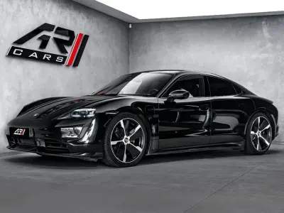 Gebraucht Porsche Taycan Turbo S 559 kW (761 PS) 2020 Schwarz Limousine