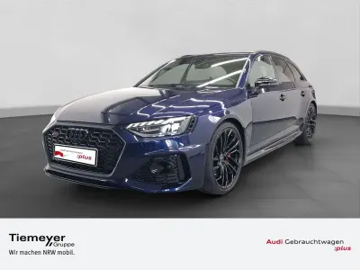Gebraucht Audi RS4 Comfort 450 PS (330 kW) 2024 Navarrablau metallic Kombi