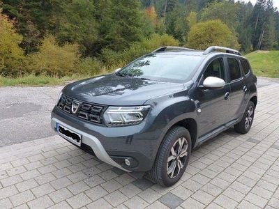Grau Gebraucht 2022 Dacia Duster Prestige SUV | 15.999 € (Fairer Preis)