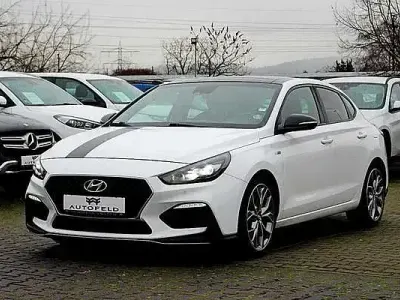 Gebraucht Hyundai i30 N Line 140 PS (102 kW) 2019 Weiß Coupé